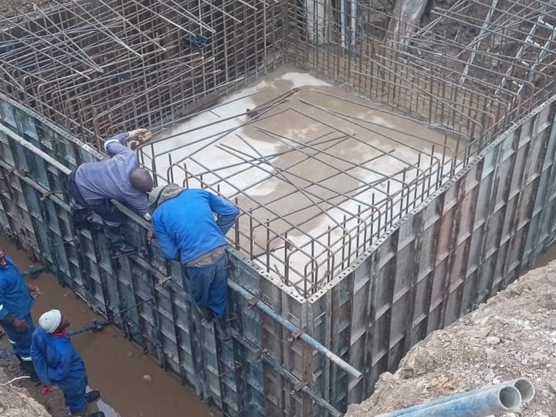 Bizana Shopping Centre - wall formwork and reinforcement