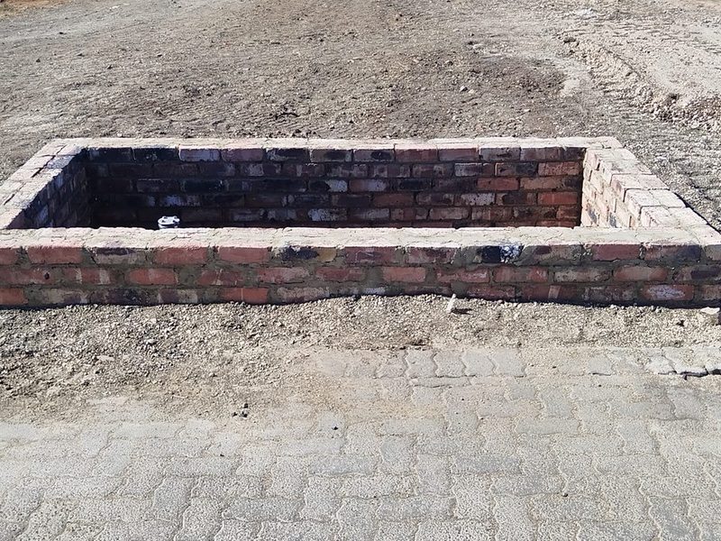 Pipeline chamber under construction