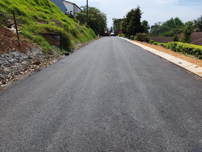 Workshop Road, iXopo - completed asphalt surfacing